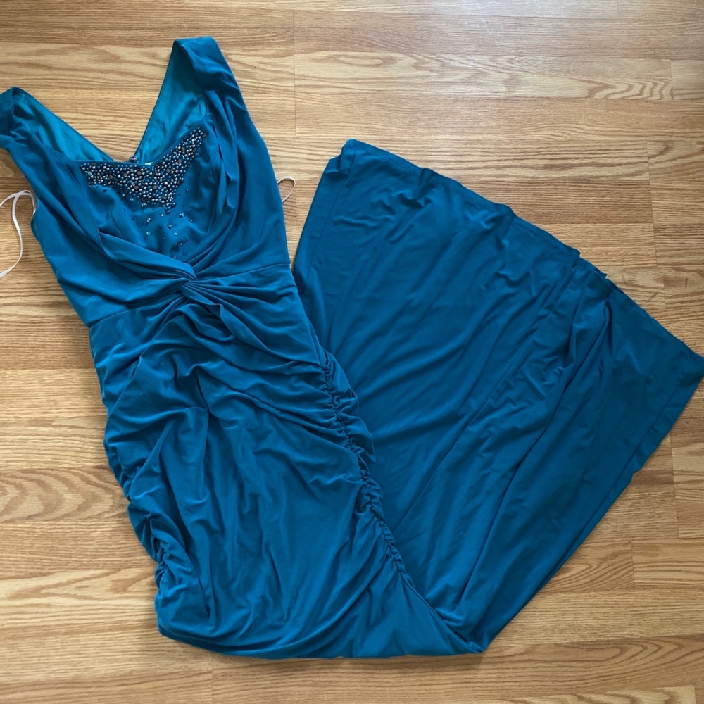 Prom/formal/homecoming dress